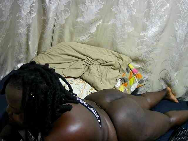 chubby-pritty webcam