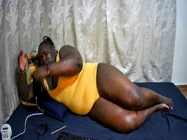 chubby-pritty webcam