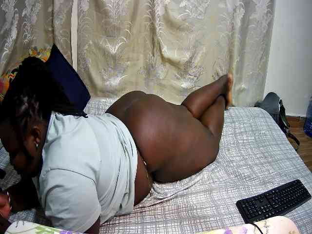 chubby-pritty webcam