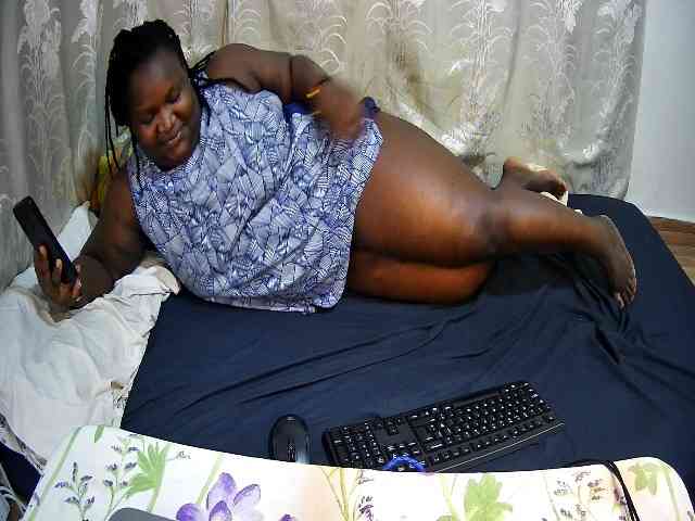 chubby-pritty webcam