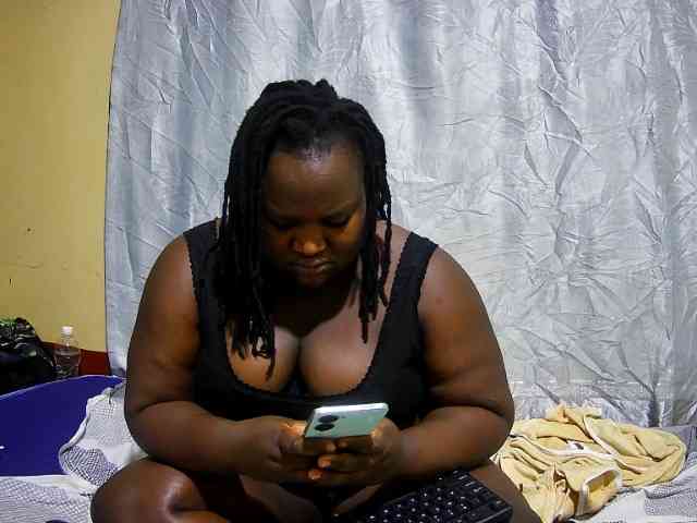 chubby-pritty webcam