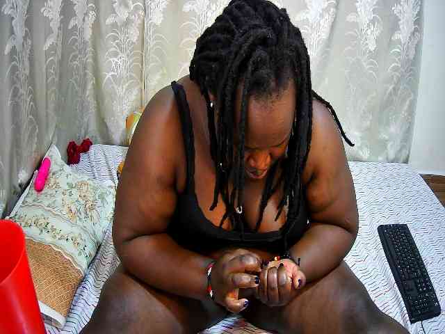 chubby-pritty webcam