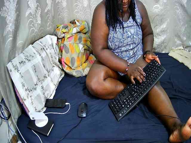 chubby-pritty webcam