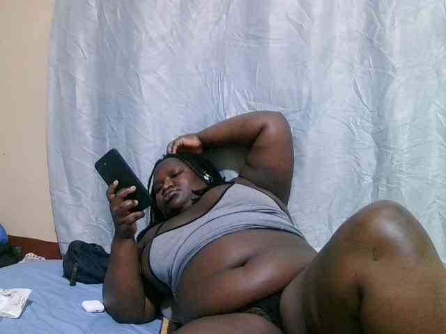 chubby-pritty webcam