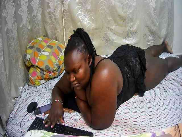 chubby-pritty webcam