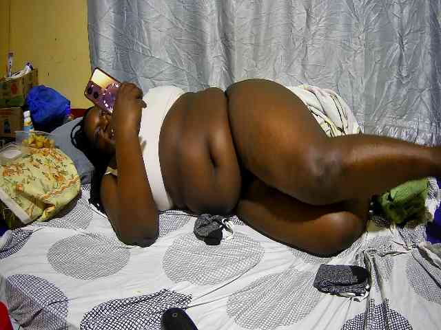 chubby-pritty webcam