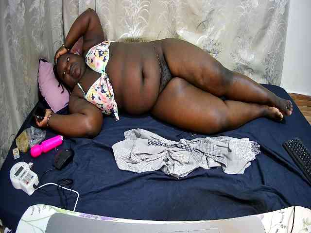 chubby-pritty webcam