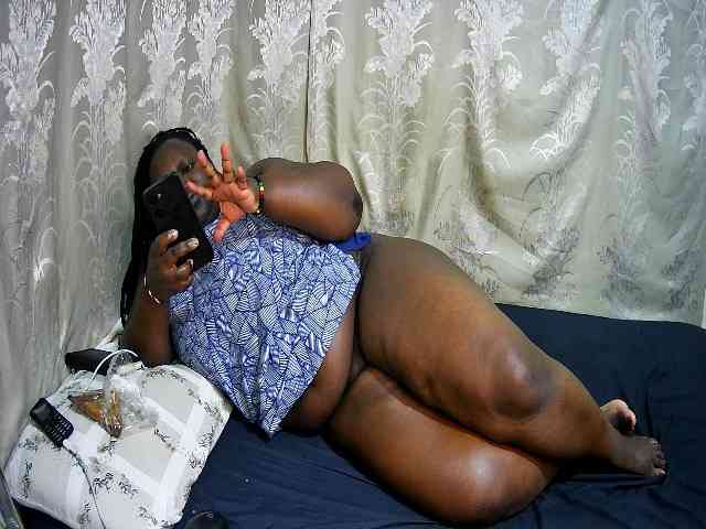 chubby-pritty webcam