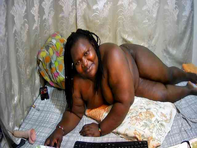 chubby-pritty webcam