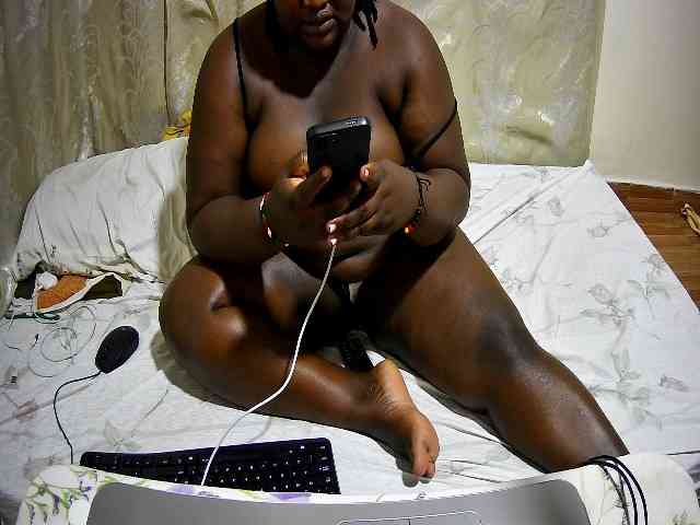 chubby-pritty webcam