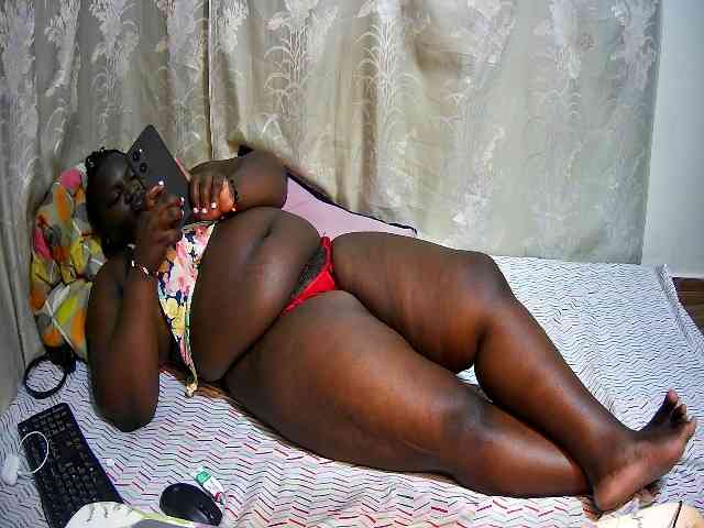 chubby-pritty webcam