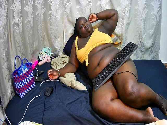 chubby-pritty webcam