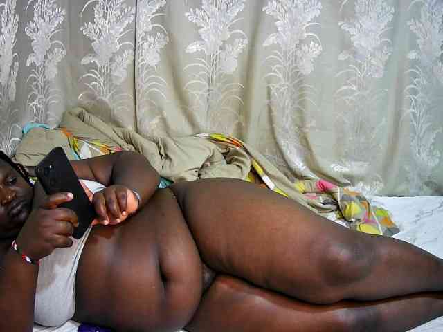 chubby-pritty webcam