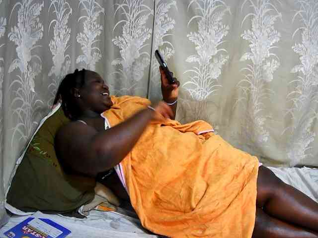 chubby-pritty webcam