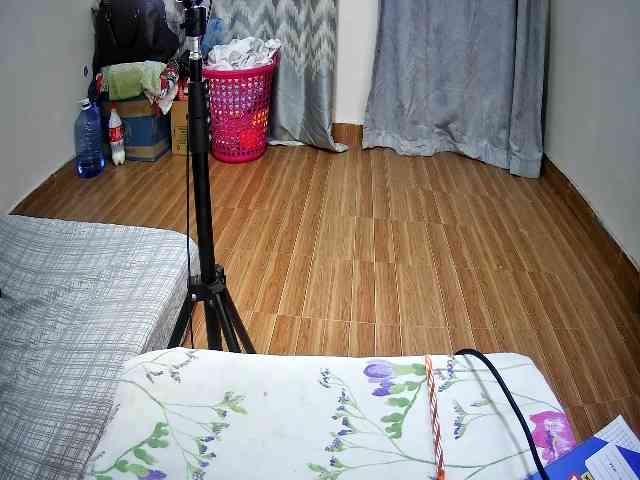 chubby-pritty webcam