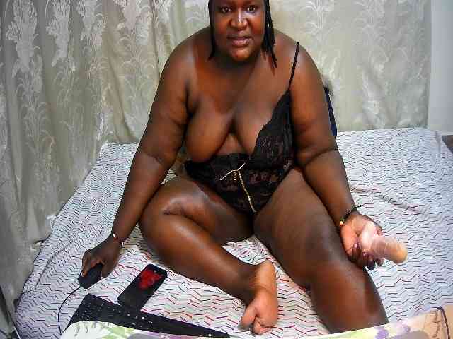 chubby-pritty webcam