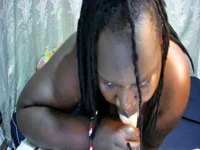 chubby-pritty webcam