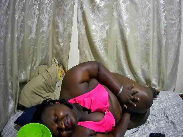 chubby-pritty webcam