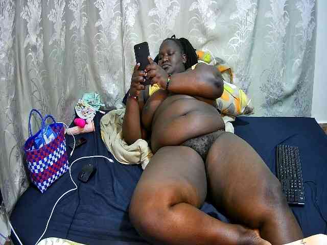 chubby-pritty webcam
