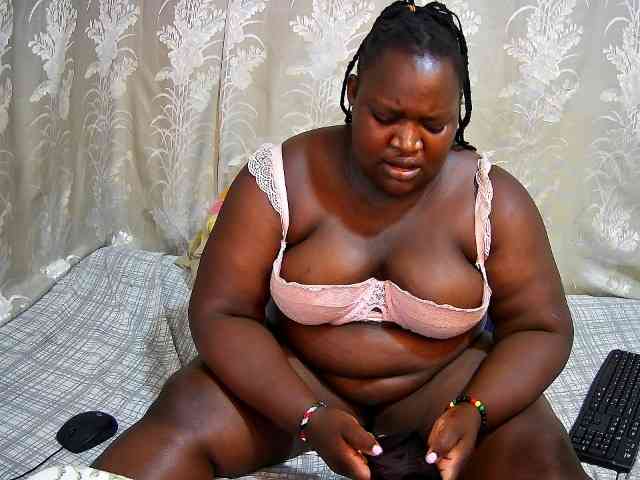 chubby-pritty webcam
