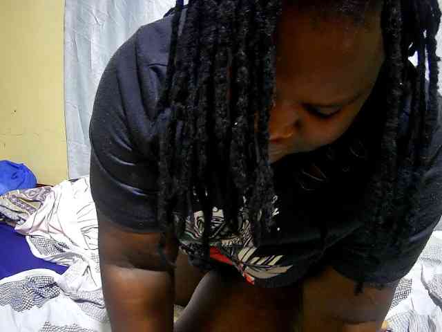 chubby-pritty webcam