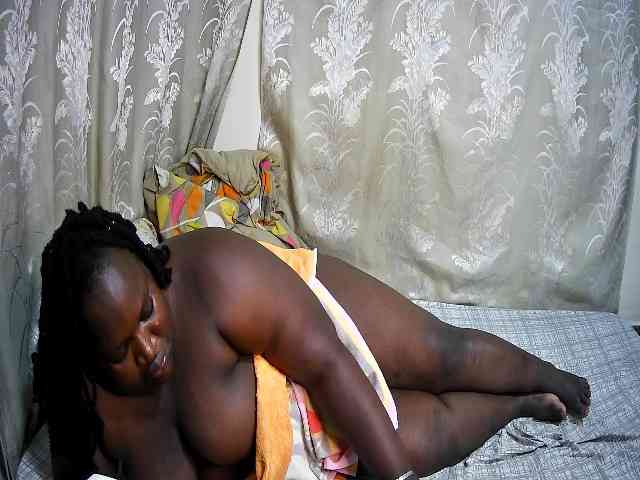 chubby-pritty webcam