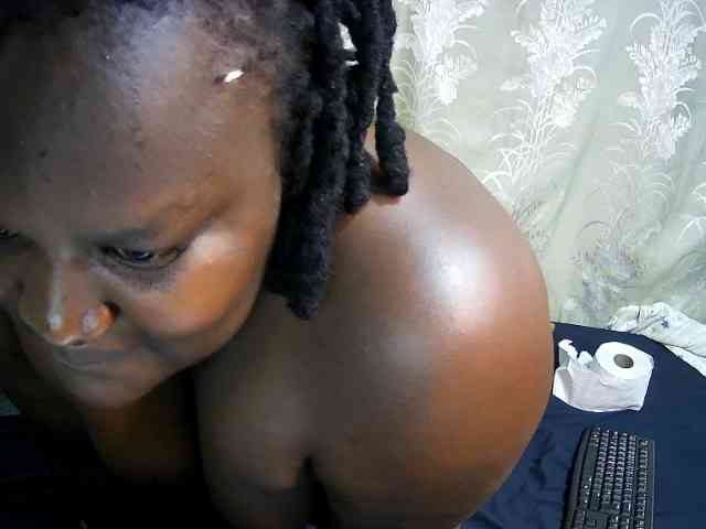 chubby-pritty webcam