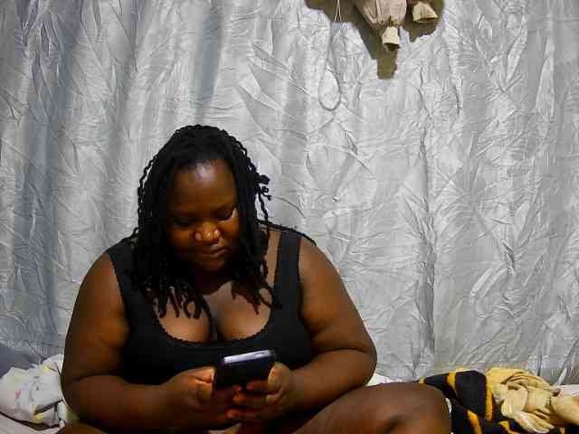 chubby-pritty webcam