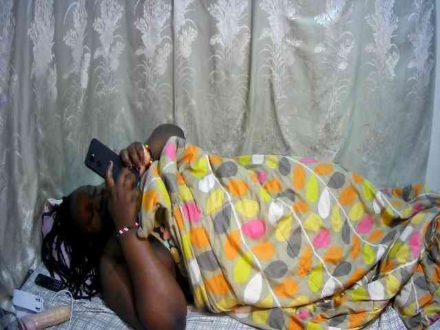 chubby-pritty webcam