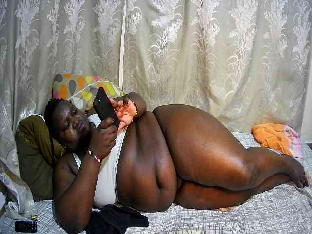 chubby-pritty webcam