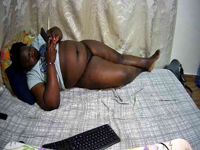 chubby-pritty webcam