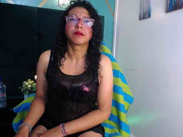 MystiicEva webcam