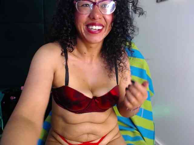 MystiicEva webcam