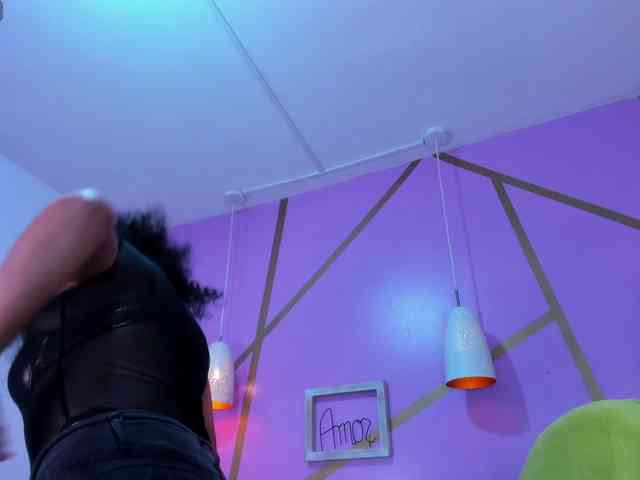 MystiicEva webcam