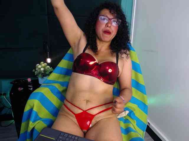 MystiicEva webcam