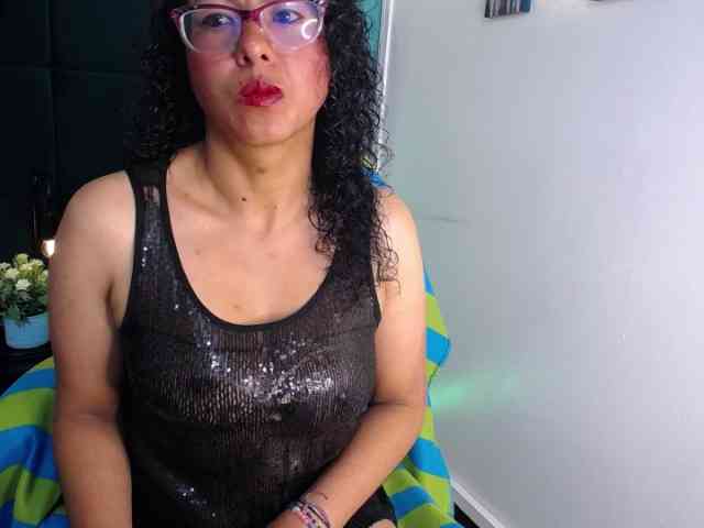 MystiicEva webcam