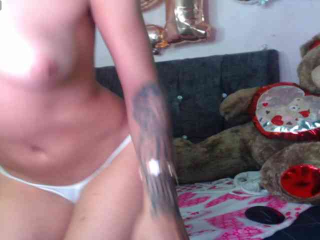 dulceandlion webcam