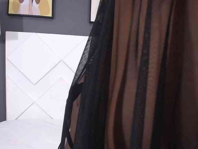 CindyRaven webcam