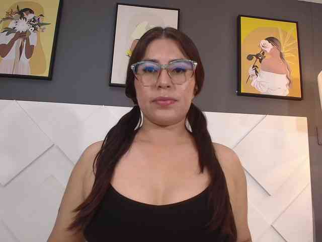 CindyRaven webcam