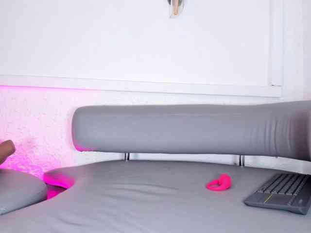 SamanthaDiamonds webcam