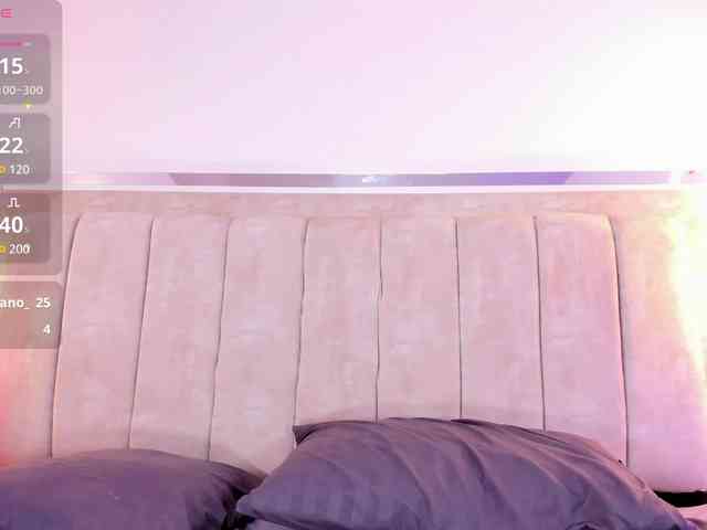 Mia-everly webcam