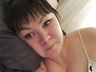 VelvetMila Porn Show