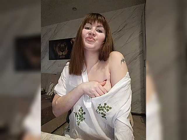 lenaMalina's BongaCams show and profile