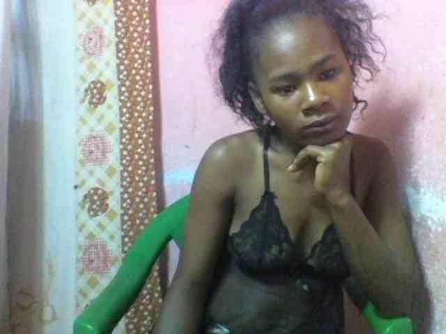 nomenen webcam