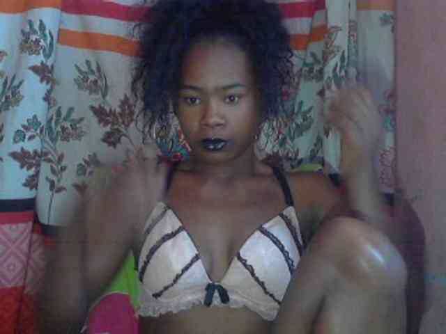 nomenen webcam