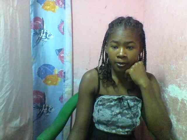 nomenen webcam