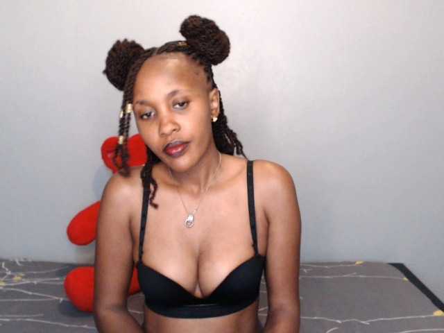  summerqueens chat room