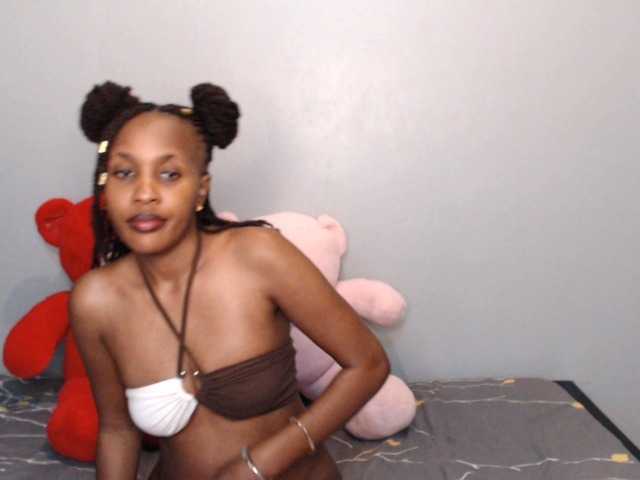  summerqueens chat room