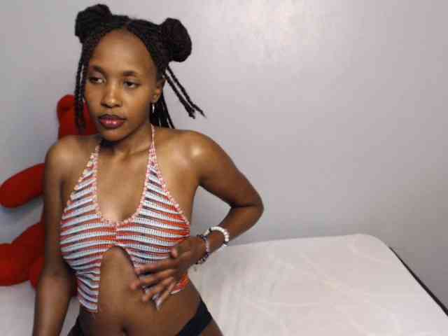 summerqueens webcam