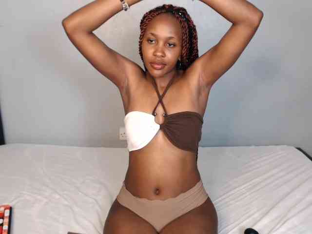 summerqueens Live Webcam on BongaCams
